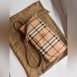 Burberry crossbody bag